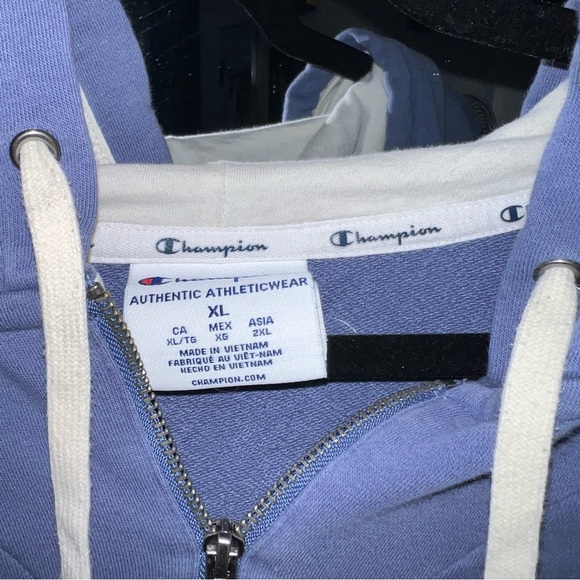 Champion 1/4 Zip Sweatshirt - Picture 4 of 8
